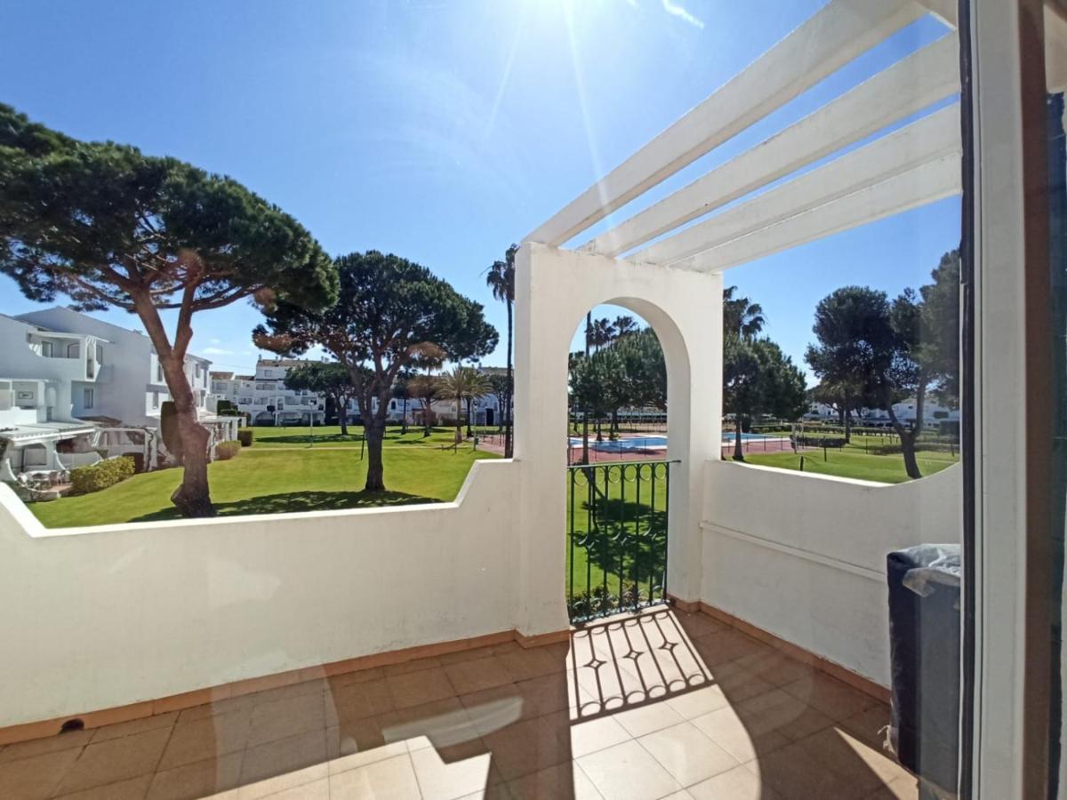 Bonito Apartamento Un Dormitorio 1ª Linea De Playa Исла Канела Екстериор снимка